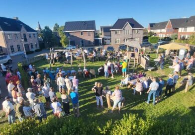 Zomeravondconcert trekt veel publiek