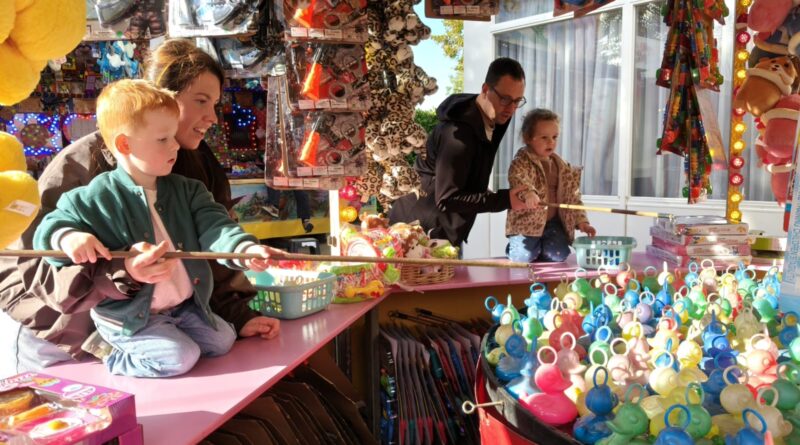 Matinee en koersen op kermis in Puiflijk
